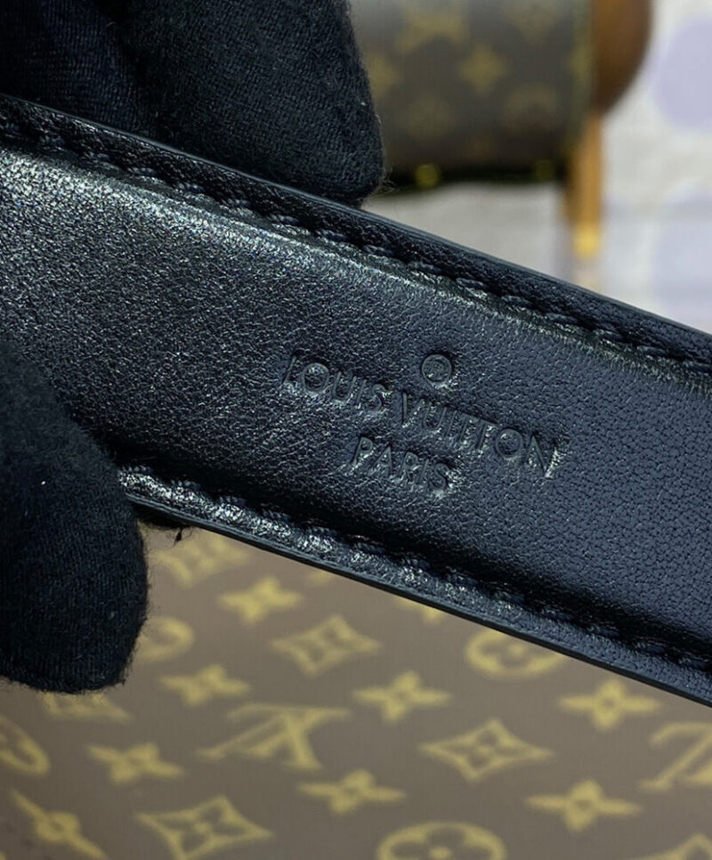 Louis Vuitton Lucky Trunk M12075 Brown